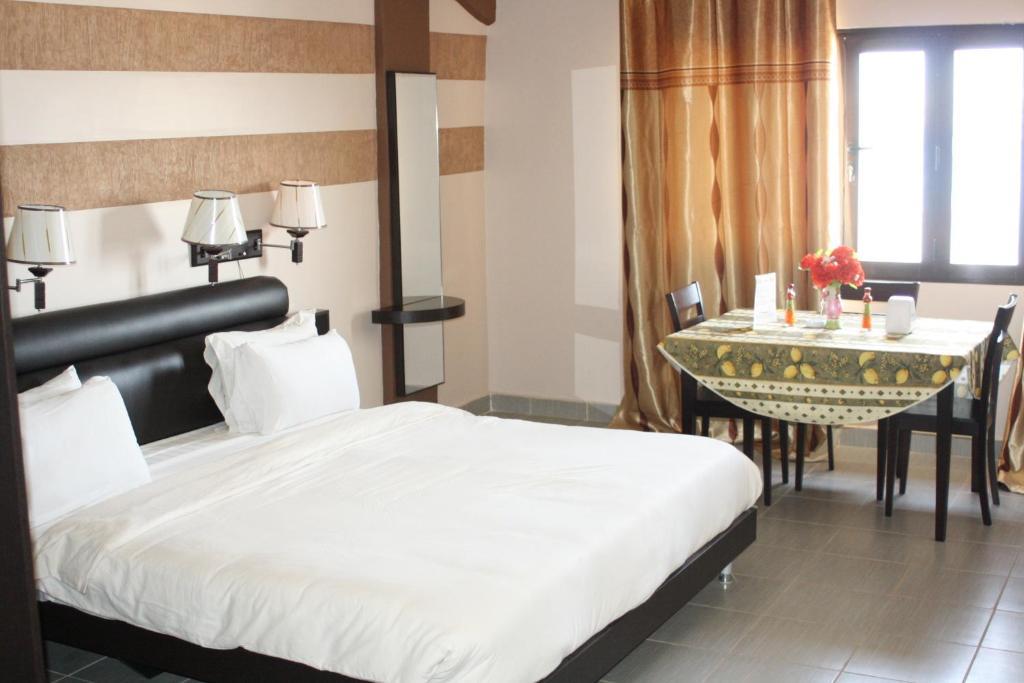Hotel Magic Land Dakar Quarto foto